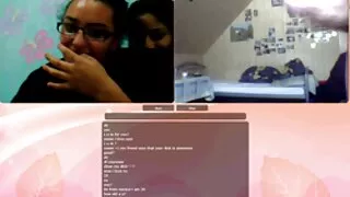 Хтива дружина спокушає свого інструктора з фітнесу, поки відео секс онлайн чоловік дивиться телевізор