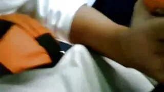Брюнетка лікується п'яним активним хлопцем відео секс згвалтування